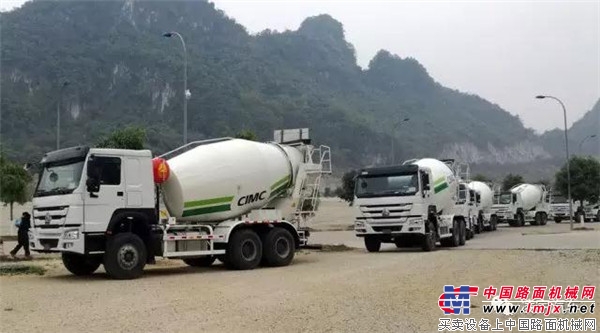 凌宇刮起海外風(fēng)，20臺攪拌車“涌向”東南亞