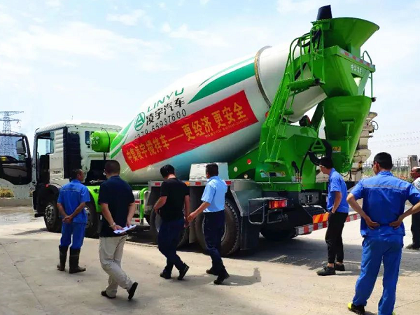 中集凌宇攪拌車全國巡展繼續(xù)：出征安徽，這一組合果然豪橫！