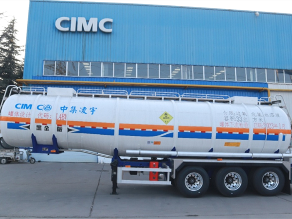 雙氧水運(yùn)輸怎么選？這款液罐告訴你答案！