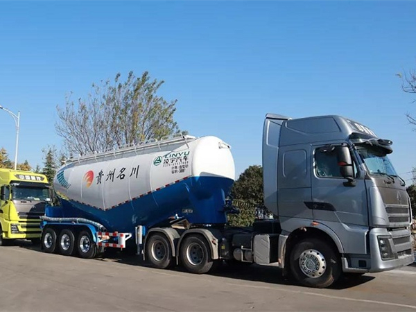 這個(gè)冬天玩轉(zhuǎn)“色彩穿搭”，凌宇多彩粉罐向黔出發(fā)